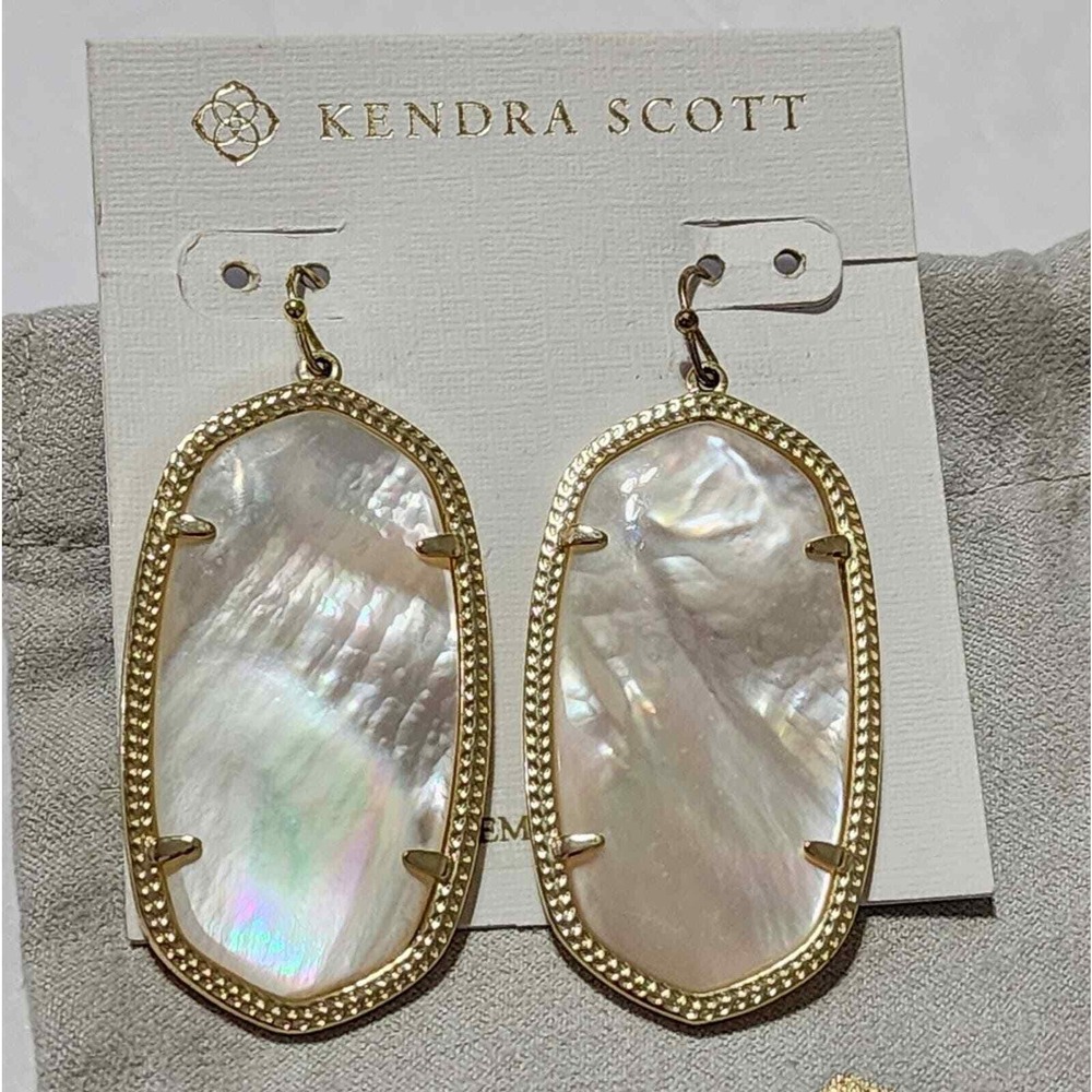 Kendra Scott Danielle Gold Drop Earrings Ivory Mother of Pearl Statement Shell - Picture 1 of 6